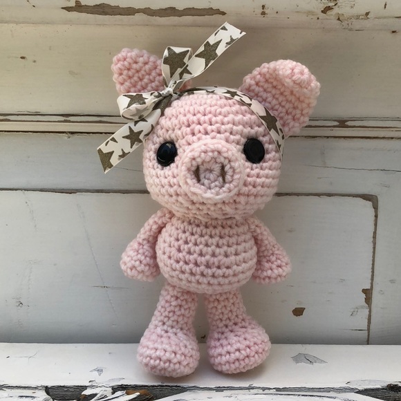 Other - Crocheted Piglet🐷